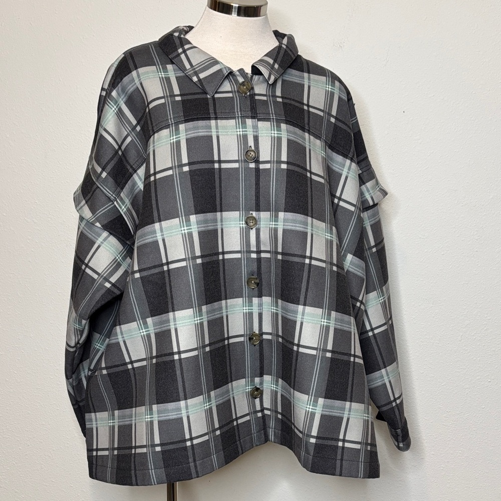 Candace Cameron Bure size 3X Plaid Jacket